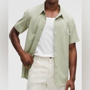 Lululemon Men’s Airing Easy Short Sleeve Shirt - NWT!